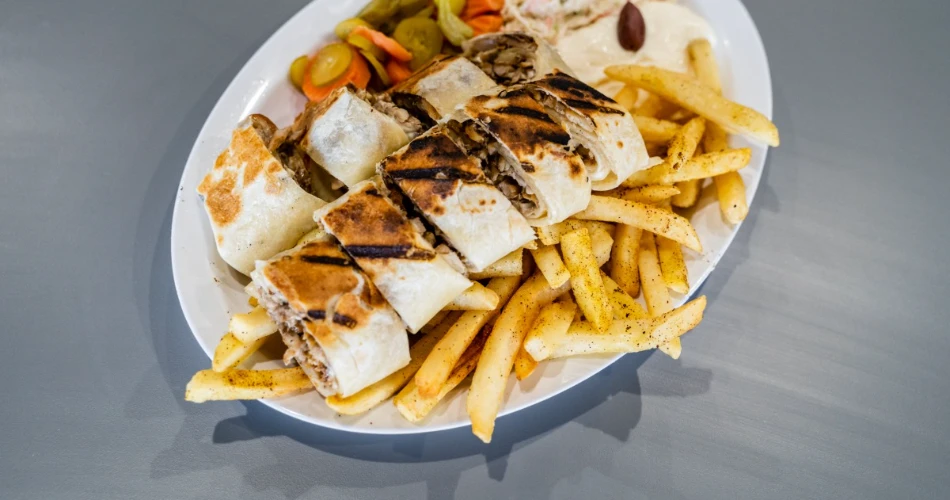 The 8 Best Shawarma Spots in Riyadh