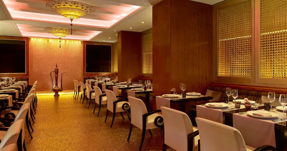 Best 9 Restaurants in Madinah - A Food Lover's Guide!